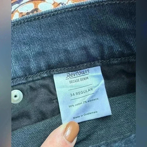 NWT Revtown Decade Denim Saturday Shorts Size 34 - Picture 9 of 10